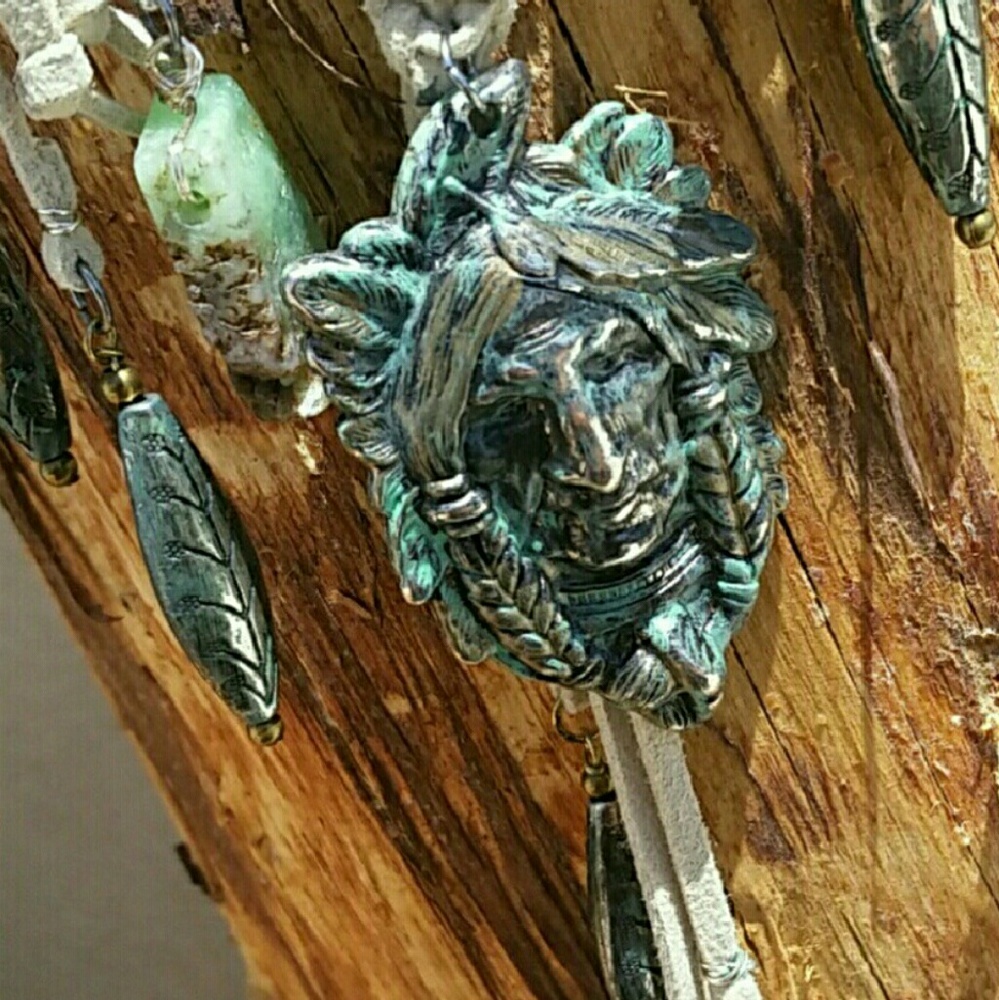 🔥SOLD🔥INDIAN CHIEF SUEDE HEALING NECKLACE - Picture 5 of 8